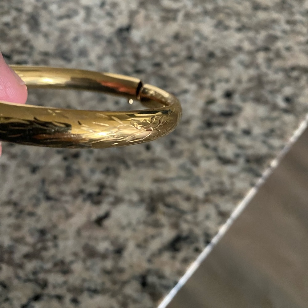 Gold Tone Bangle Bracelet